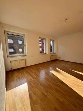 Foto - Wohnung zum Mieten in Duisburg 452,00 € 77.9 m²
