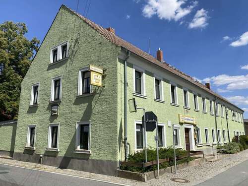 Foto - Haus zum Kaufen in Hirschstein 200.000,00 € 958 m²