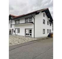 Einzelhandel in Mauth 700,00 € 130 m²