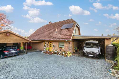 Foto - Haus zum Kaufen in Jerrishoe 396.000,00 € 141 m²