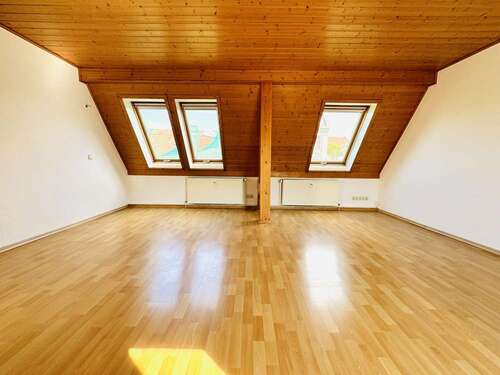 Foto - Wohnung zum Mieten in Leipzig Dölitz-Dösen 903,00 € 95 m²