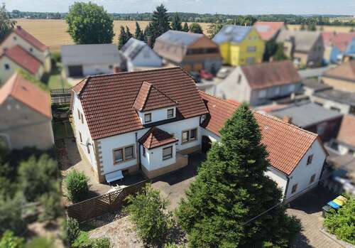 Foto - Haus zum Kaufen in Glaubitz 120.000,00 € 129 m²