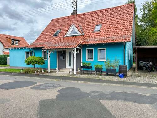 Foto - Haus zum Kaufen in Wertheim-Sonderriet 375.000,00 € 176.77 m²