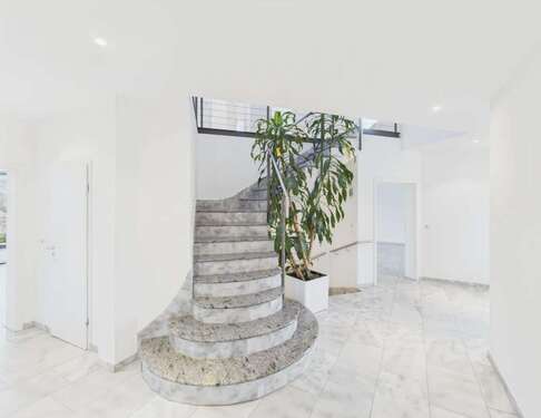Foto - Haus zum Kaufen in Heilbronn 1.450.000,00 € 520 m²
