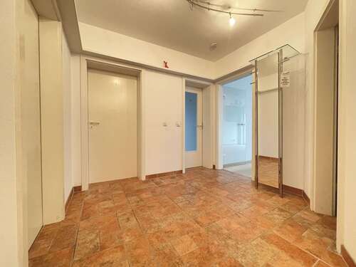 Foto - Wohnung zum Kaufen in Hofheim 379.000,00 € 92.29 m²