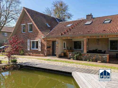 Foto - Haus zum Kaufen in Grabow 159.900,00 € 148.61 m²