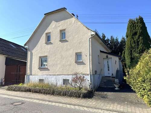 Foto - Haus zum Kaufen in Dierdorf 125.000,00 € 115 m²