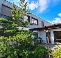 Haus zum Mieten in Viernheim 2.200,00 € 198 m²