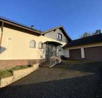 Haus zum Kaufen in Rehlingen-Siersburg 488.000,00 € 220 m²