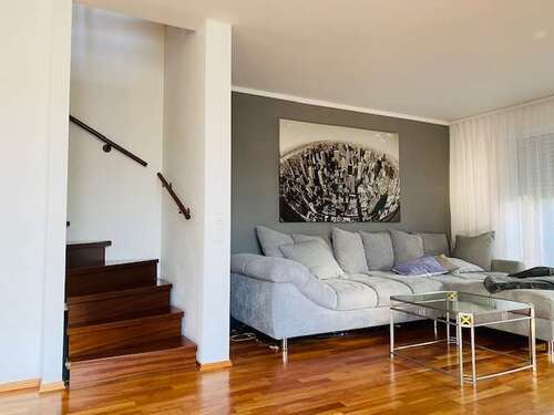 Foto - Haus zum Mieten in Dreieich 2.100,00 € 168 m²