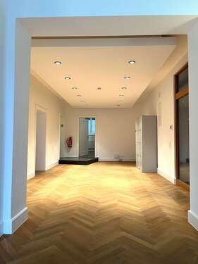 Foto - Büro in Stuttgart 3.000,00 € 200 m²