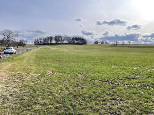 Foto - Grundstück zu verkaufen in Bretnig-Hauswalde 99.999,99 € 700 m²