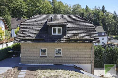 Foto - Haus zum Kaufen in Meschede 359.000,00 € 131.78 m²