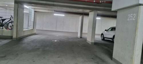Foto - Garage zu vermieten in München 90,00 €