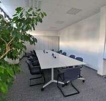 Büro in Nürnberg 300,00 € 8 m² - 300,00 EUR Kaltmiete, ca.  8,00 m² in Nürnberg (PLZ: 90409)