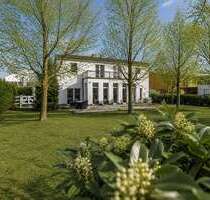 Haus zum Kaufen in Markkleeberg 2.300.000,00 € 303 m²