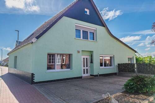 Foto - Haus zum Kaufen in Butjadingen 325.000,00 € 159 m²