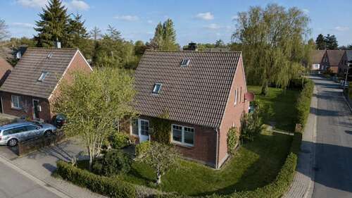 Foto - Haus zum Kaufen in Wesselburen 179.000,00 € 85 m²