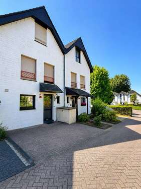 Foto - Haus zum Kaufen in Haan 429.000,00 € 104 m²