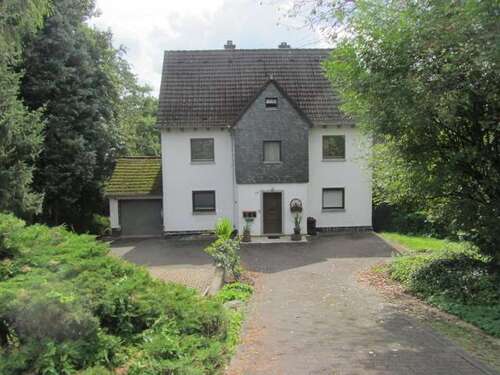 Foto - Haus zum Kaufen in Wallmenroth 124.000,00 € 192.62 m²