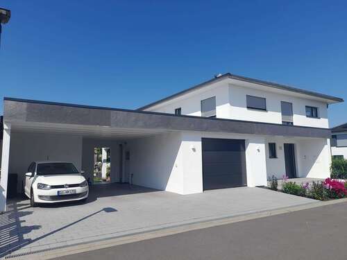 Foto - Haus zum Kaufen in Dransfeld 835.000,00 € 205 m²