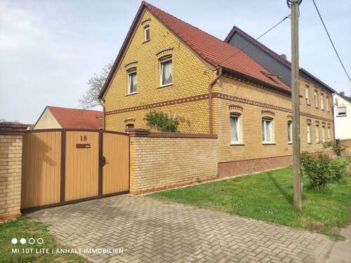 Foto - Haus zum Kaufen in Muldestausee OT Pouch 115.000,00 € 155 m²