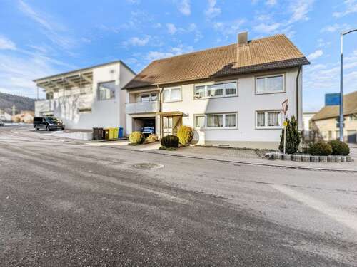 Foto - Haus zum Kaufen in Rietheim-Weilheim 399.000,00 € 220.06 m²