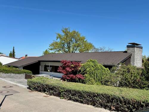 Foto - Haus zum Kaufen in Leonberg 1.500.000,00 € 361.65 m²