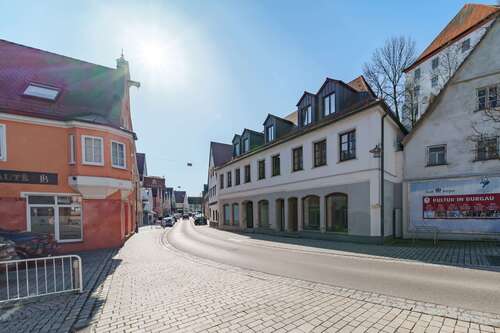 Foto - Haus zum Kaufen in Burgau 1.300.000,00 € 468 m²