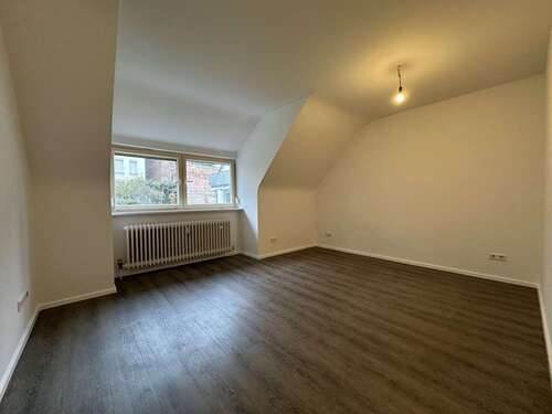 Foto - Wohnung zum Mieten in Stuttgart 550,00 € 21.65 m²
