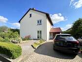 Haus zum Kaufen in Weidhausen bei Coburg 255.000,00 € 232 m²