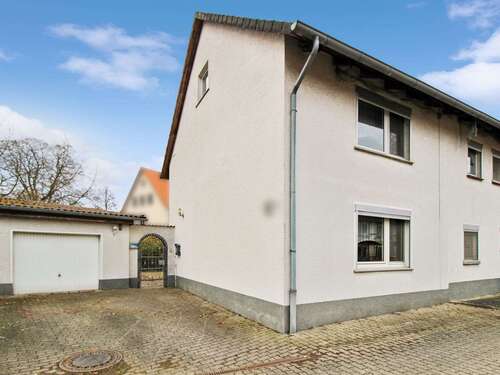Foto - Haus zum Kaufen in Bockenem 69.000,00 € 152.5 m²