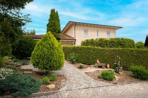 Foto - Haus zum Kaufen in Coburg 825.000,00 € 275 m²