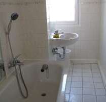 Wohnung zum Mieten in Halle 198,12 € 30.87 m²