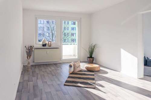 Foto - Wohnung zum Mieten in Chemnitz 379,00 € 71.32 m²