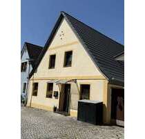 Haus zum Kaufen in Höchstadt an der Aisch 299.000,00 € 140 m²