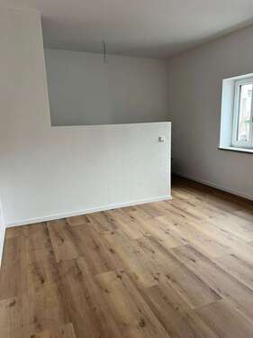 Foto - Wohnung zum Mieten in UNTERSCHAMBACH 1.270,00 € 120 m²