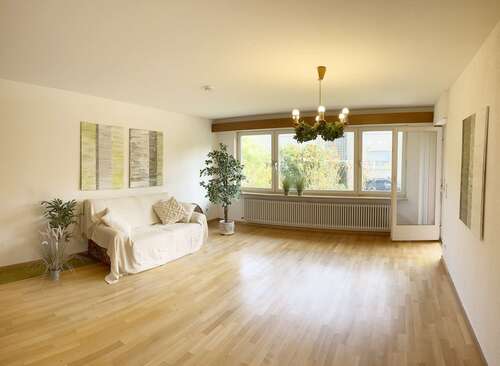 Foto - Haus zum Kaufen in Bad Krozingen 850.000,00 € 248 m²