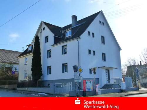 Foto - Haus zum Kaufen in Altenkirchen 259.000,00 € 213 m²