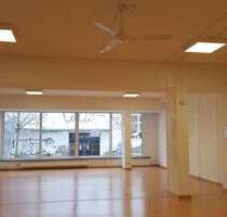 Einzelhandel in Halle 1.250,00 € 150 m²