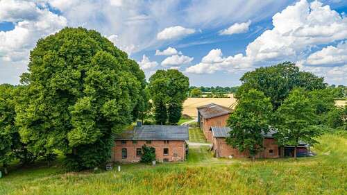 Foto - Haus zum Kaufen in Wensin 649.000,00 € 310 m²