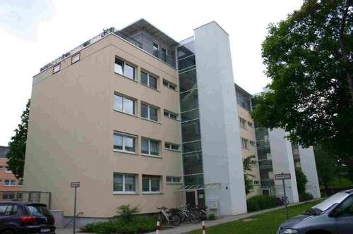 Foto - Wohnung zum Mieten in Erlangen 979,51 € 86.99 m²