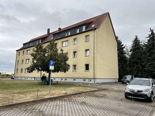 Foto - Wohnung zum Kaufen in Wiedemar OT Zwochau 75.000,00 € 59 m²