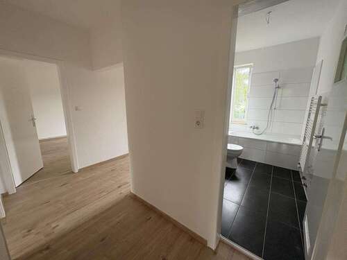 Foto - Wohnung zum Mieten in Wilhelmshaven 409,00 € 62.62 m²