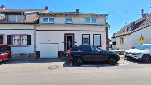 Foto - Haus zum Kaufen in Altenkirchen 49.500,00 € 133 m²