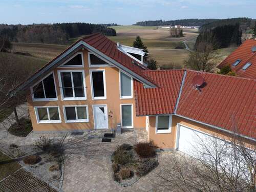 Foto - Haus zum Kaufen in Adelzhausen Landmannsdorf 730.000,00 € 206 m²