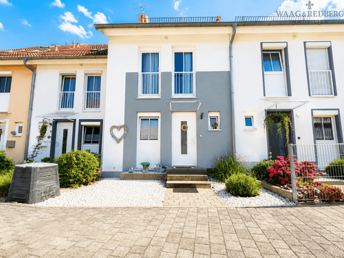 Foto - Haus zum Kaufen in Roßtal 475.000,00 € 122 m²