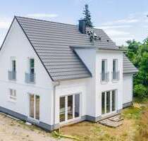 Haus zum Kaufen in Strausberg 650.000,00 € 158.33 m²