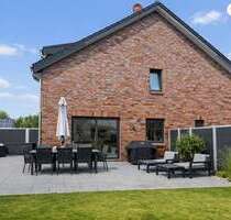 Haus zum Mieten in Stockelsdorf 2.400,00 € 125 m²