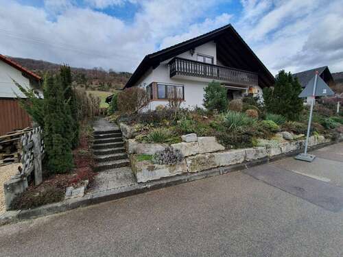 Foto - Haus zum Kaufen in Schwäbisch Gmünd - Degenfeld 480.000,00 € 172.84 m²